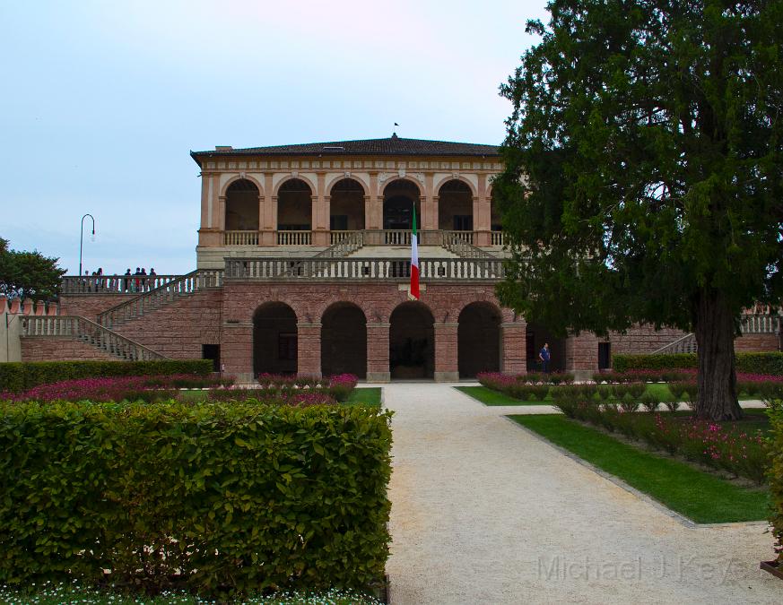 IMG_4418 copy.jpg - Villa De Viscovi (bishop's Villa)
